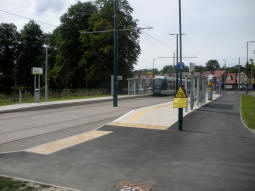 The platforms from the trams to city centre side